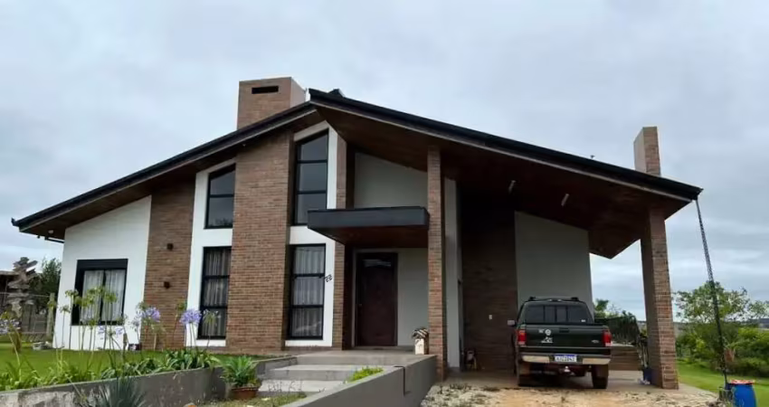 Casa com 4 quartos à venda na Taquari dos Russos, Contorno, Ponta Grossa