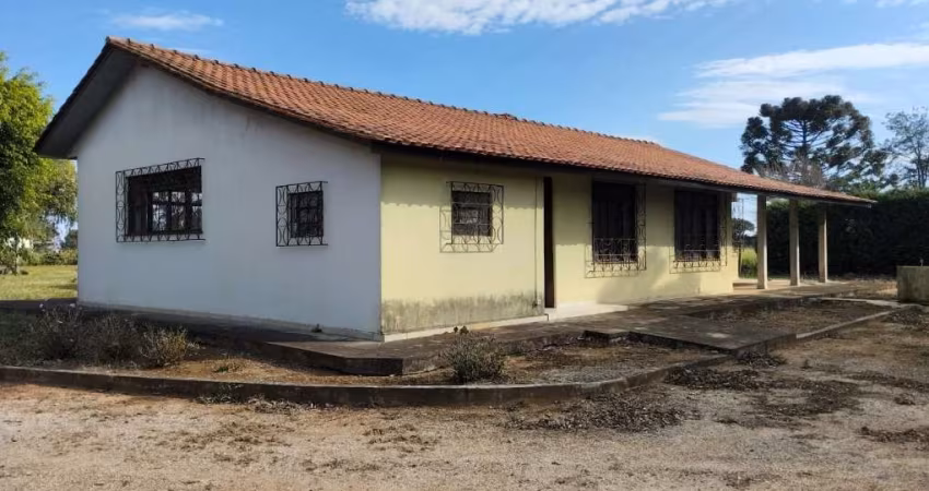 Terreno com casa Av. dos Pioneiros