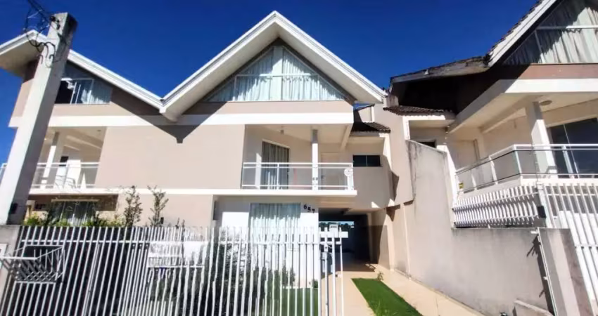 Casa à venda na Rua Doutor Antônio Schwansee, Estrela, Ponta Grossa