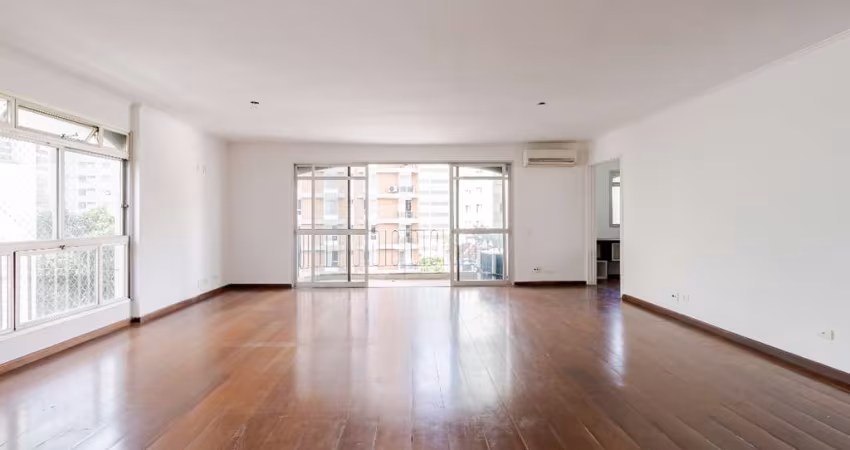 Apartamento tipo para venda com 3 quartos, sendo 3 suítes, 192m²