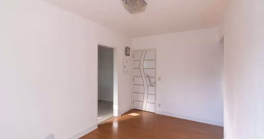 Apartamento tipo para venda e locação com 2 quartos, 50m²