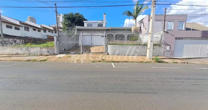 Casa para  à venda, na Vila Estrela, em PONTA GROSSA - PR