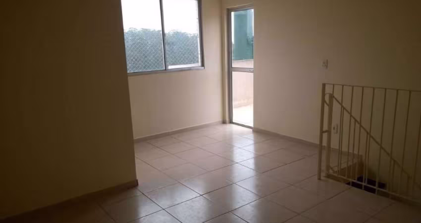Cobertura com 2 dormitórios à venda, 90 m² por R$ 330.000,00 - Parque São Vicente - Mauá/SP