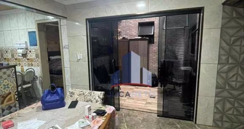 Casa com 3 dormitórios à venda, 144 m² por R$ 700.000,00 - Parque São Vicente - Mauá/SP
