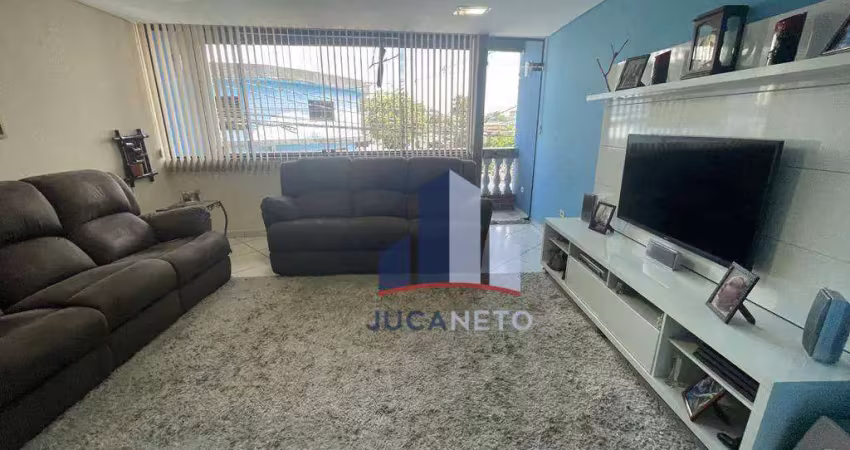 Sobrado com 3 dormitórios à venda, 234 m² por R$ 570.000,00 - Vila Assis Brasil - Mauá/SP