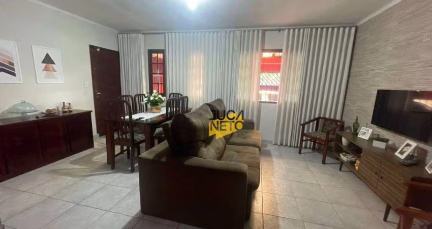 Sobrado com 3 dormitórios à venda, 163 m² por R$ 580.000,00 - Vila Assis Brasil - Mauá/SP