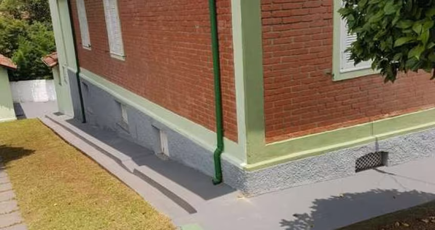 CASA  NO CENTRO ALTO