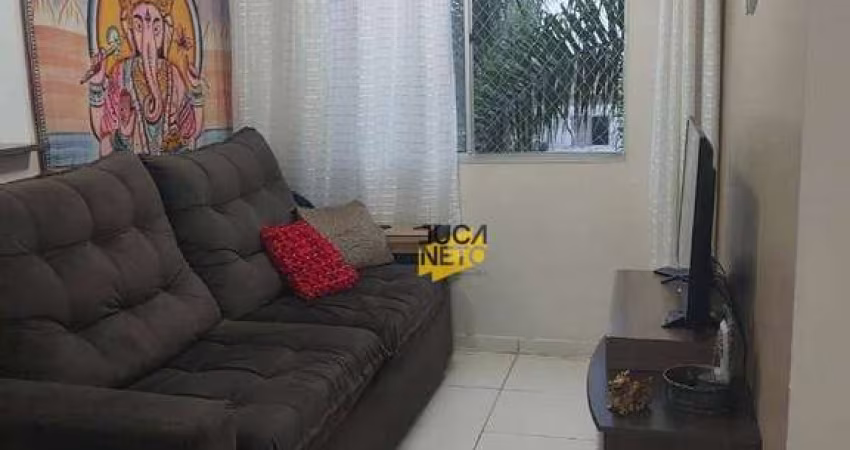 Apartamento com 2 dormitórios à venda, 54 m² por R$ 235.000 - Parque São Vicente - Mauá/SP