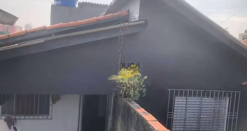 Duas casas em terreno de 307m² – oportunidade imperdível!