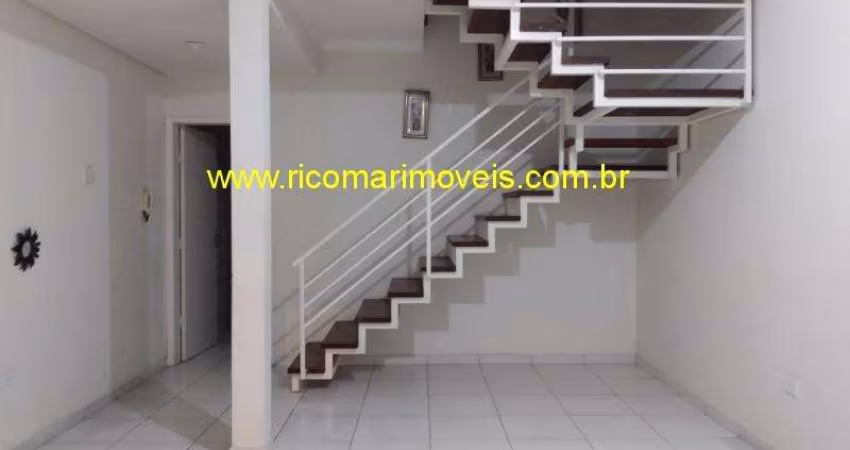 Sobrado 2 suites frente para praia, piscina, repasse de divida Bairro Gaivota
