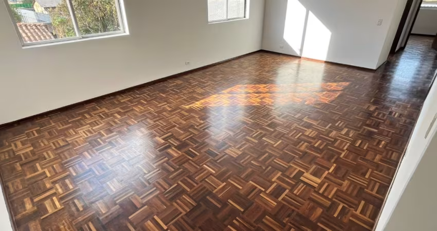 Lindo Apartamento no Portão ao lado do Shopping
