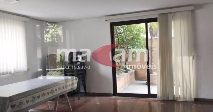 VILA OLÍMPIA - TOTALMENTE REFORMADO COM SACADA DE FRENTE!!