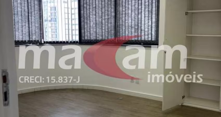 LINDO CONJUNTO COMERCIAL EM MOEMA