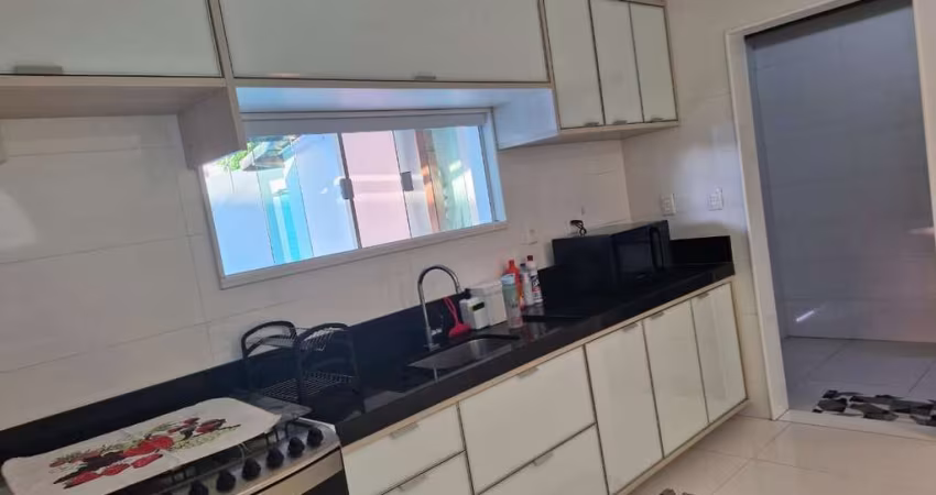 Casa para Locação em Salvador, Itapuã, 3 dormitórios, 1 suíte, 2 vagas