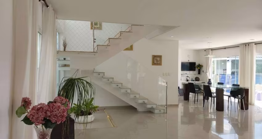 Casa para Locação em Salvador, Piatã, 4 dormitórios, 2 suítes, 4 banheiros, 2 vagas