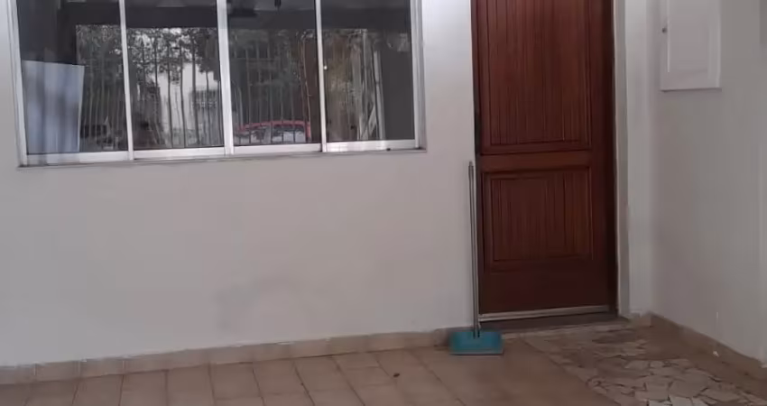 Sobrado com 2 dorm,2 banheiros 1vaga  prox.pq anchieta