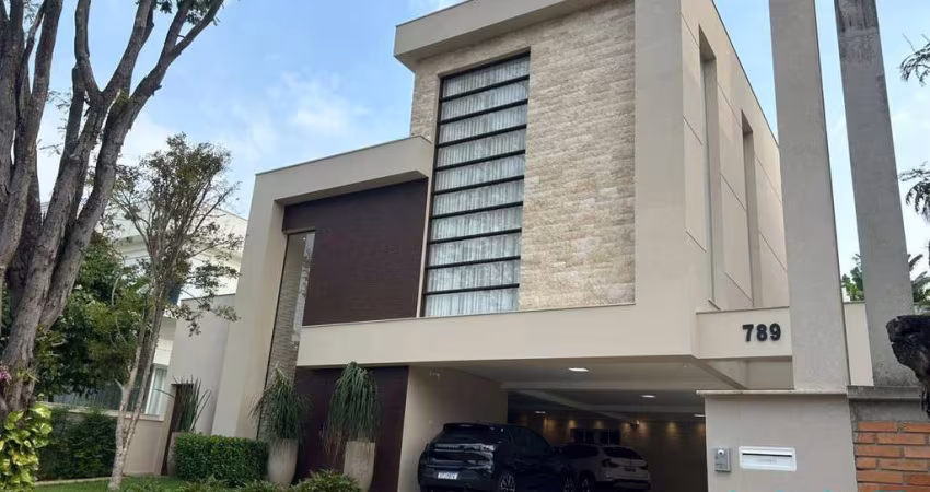 Alphaville Residencial 1 - Casa Ampla, Linda e Aconchegante!