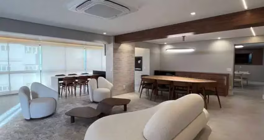 Apto reformado e mobiliado no edif. chateau - 287m2 - andar alto!!!