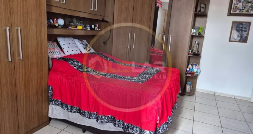 Apartamento de 2 dorms canal 3. Gar demarcada