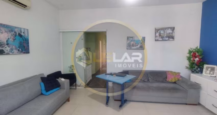 Casa no marapé com 3 dorms mais um nos fundos