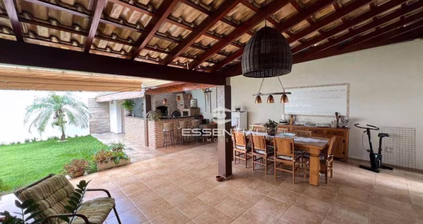 Lindo Sobrado com 4 dormitórios à venda, 220 m² por R$ 890.000 - Parque São Miguel - São José do Rio Preto/SP