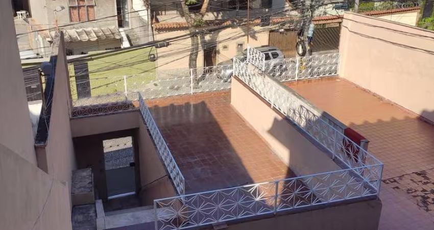 Casa / Sobrado Comercial - 3 Quarto(s) em JARDIM CARIOCA
