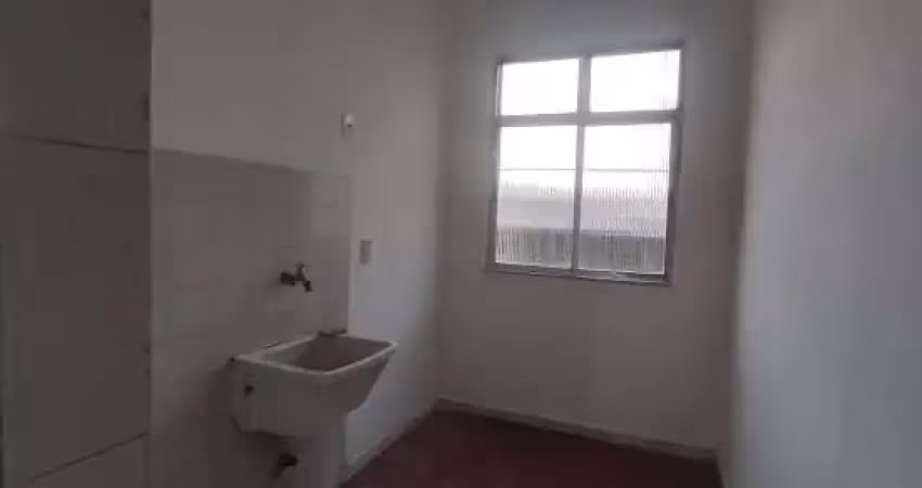 Apartamento com 2 quartos para alugar na Rua República Árabe da Síria, 65, Ilha do Governador, Rio de Janeiro