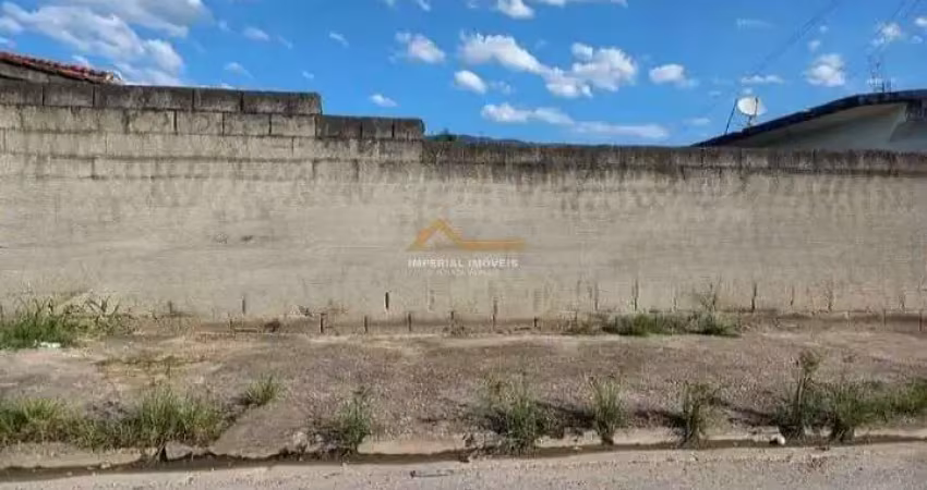 Terreno à venda no Jardim Tarumãs, Caraguatatuba 