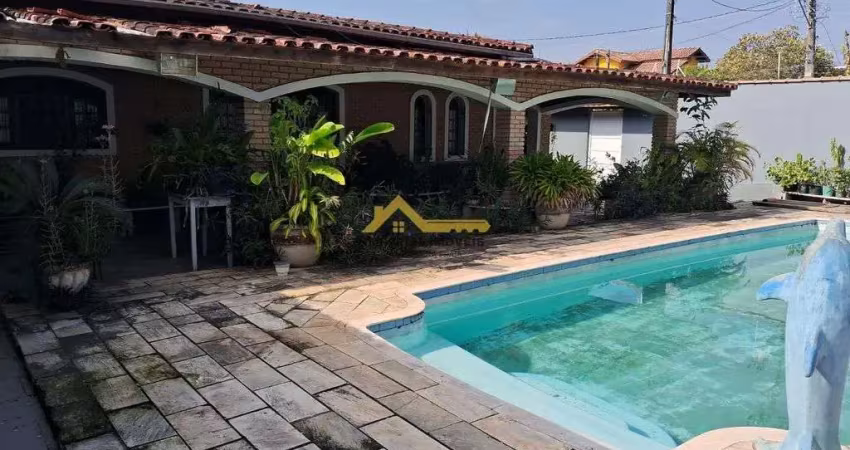 À venda i0954 - casa com 3 dormitórios no jardim britânia - caraguatatuba/sp
