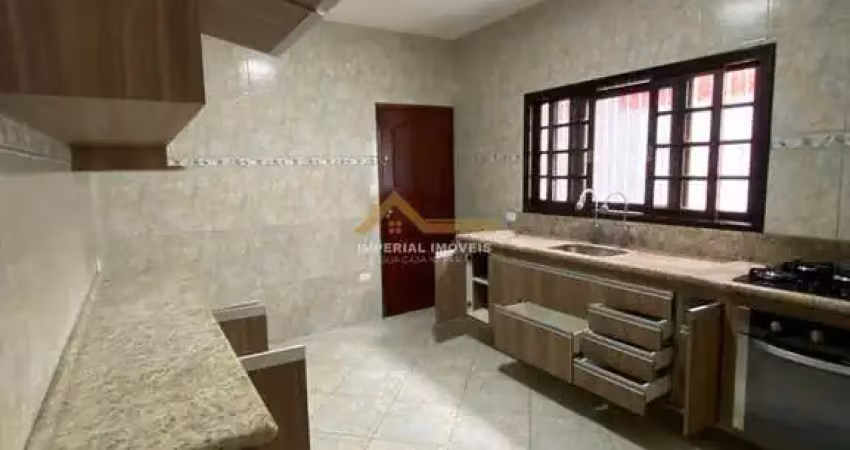 À venda - sobrado 3 dormitórios no jd. jaqueira– caraguatatuba/ sp i0661