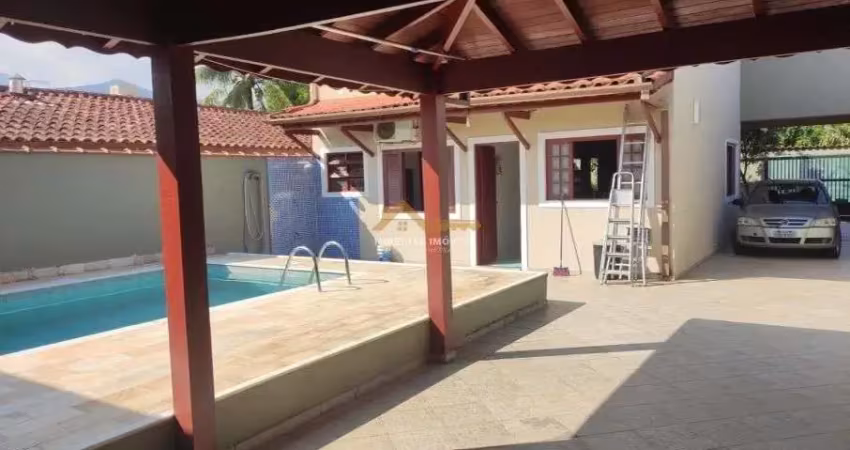 À venda - sobrado 5 dormitórios na martim de sá - caraguatatuba/sp