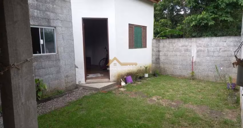 À venda - casa 2 dormitórios no balneário dos golfinhos - caraguatatuba/sp