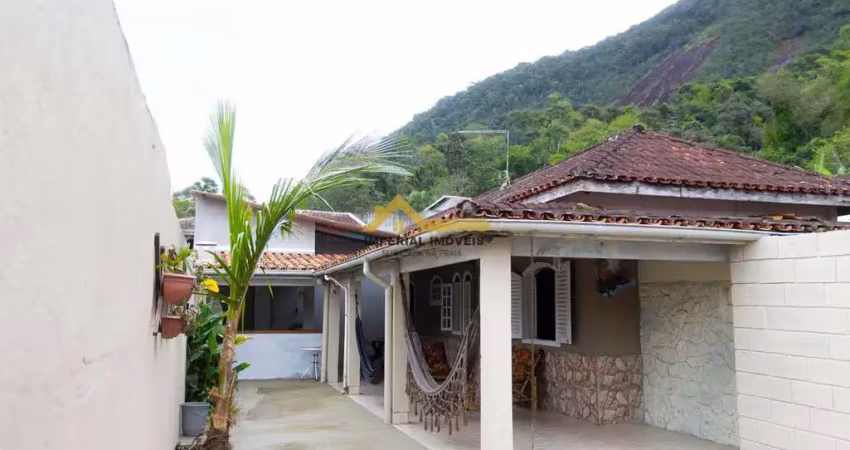 Á venda - casa com 3 domitórios no sumaré - caraguatatuba/sp