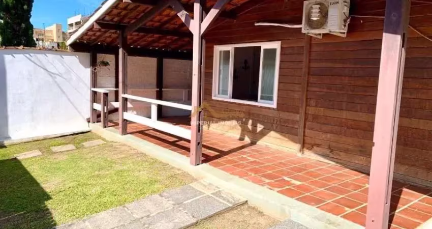 À venda  -  casa 3 dormitórios na praia toninhas - ubatuba/sp