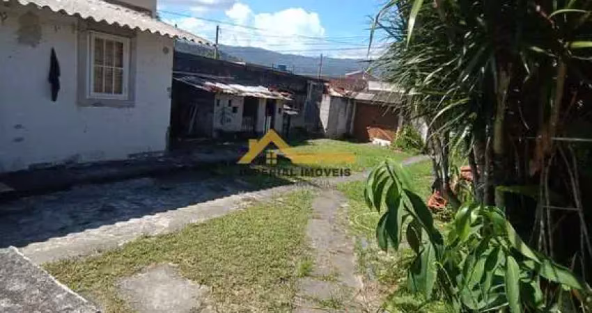 À venda - casa 3 dormitórios no tingá - caraguatatuba/sp