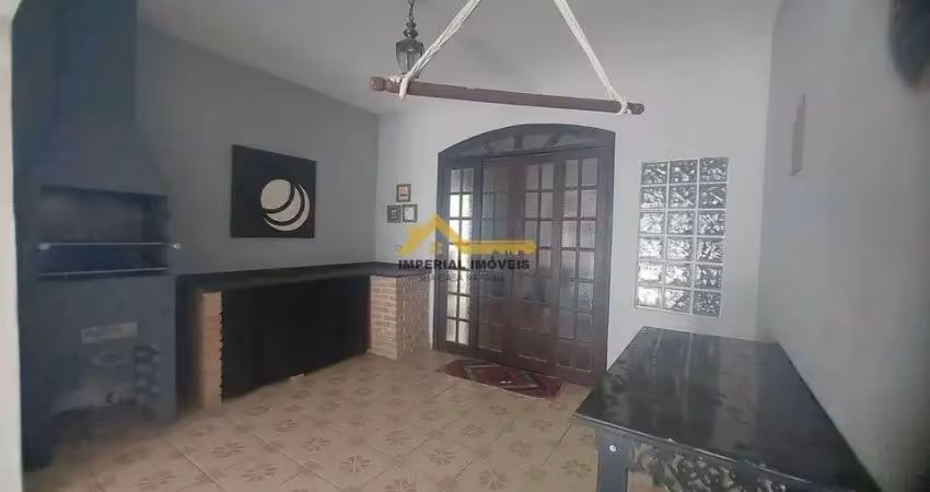 À venda - casa com 3 dormitórios no indaiá - caraguatatuba/sp