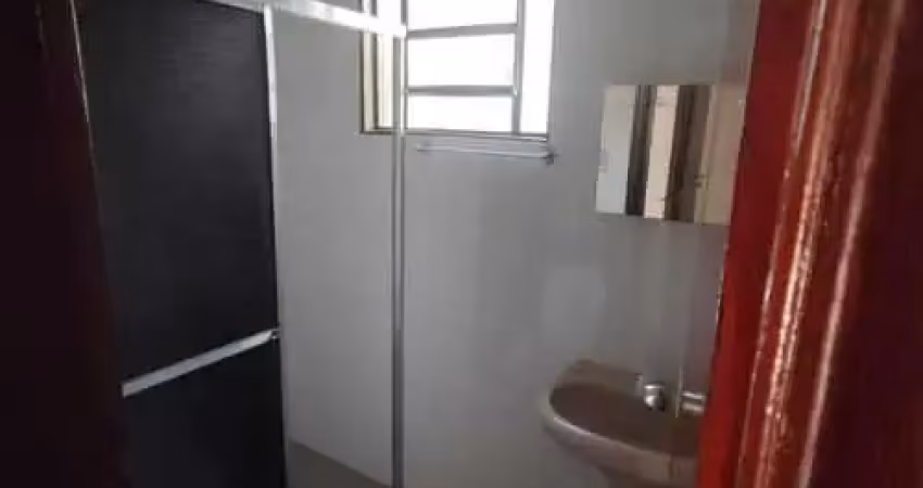 Casa com 2 quartos para alugar na Avenida Tiradentes, Setor Central, Anápolis