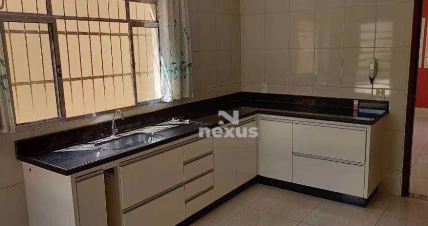 Casa com 3 dormitórios à venda, 117 m² por R$ 540.000,00 - Cidade Jardim - Uberlândia/MG