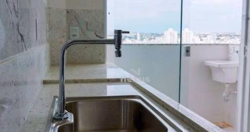 Apartamento com 2 dormitórios à venda, 56 m² por R$ 331.000,00 - Tubalina - Uberlândia/MG