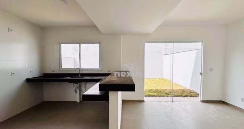 Sobrado com 3 dormitórios à venda, 81 m² por R$ 620.000,00 - Alto Paradiso - Uberlândia/MG