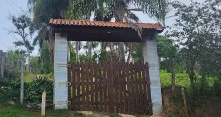 Belíssimo terreno para a chácara dos seus sonhos!  de 300 mil por 250 mil