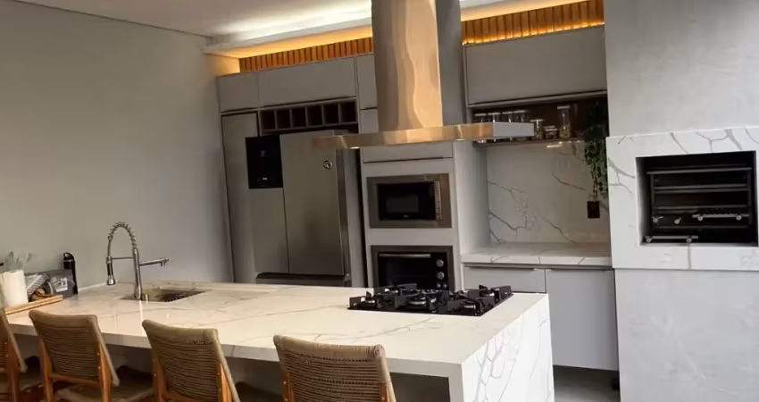 Casa em condomínio fechado com 3 quartos à venda na Avenida das Palmeiras, 255, Jardim Imperial, Cuiabá