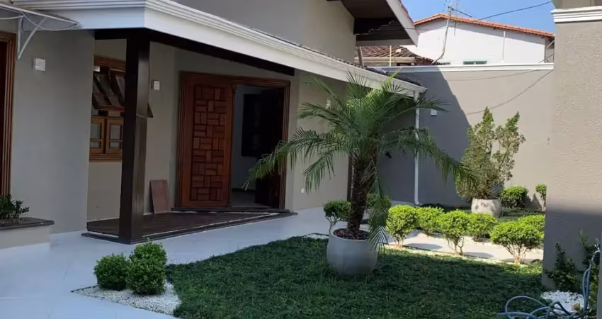 Casa com 3 quartos à venda na Vila Caiçara, Praia Grande 