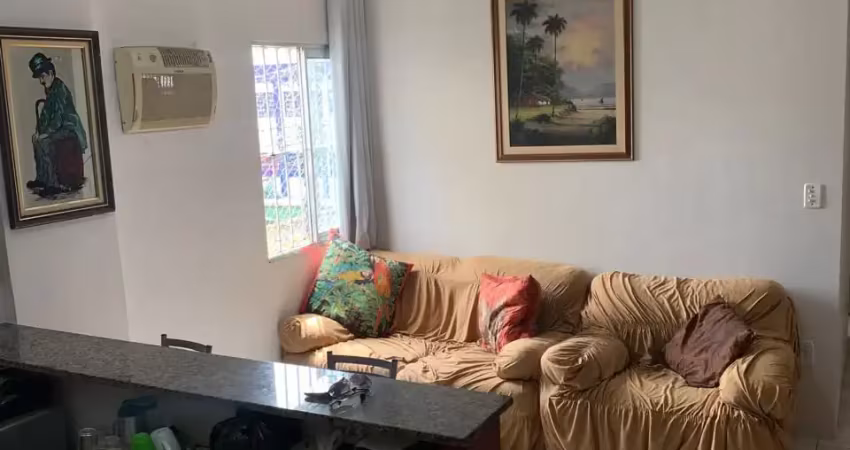 Kitnet grande á venda ocian dividida com 1 dorm sala cozinha banheiro e lavanderia