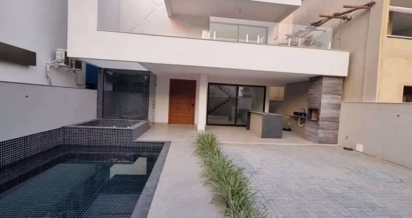 Casa em condomínio fechado com 4 quartos à venda no Recreio Dos Bandeirantes
