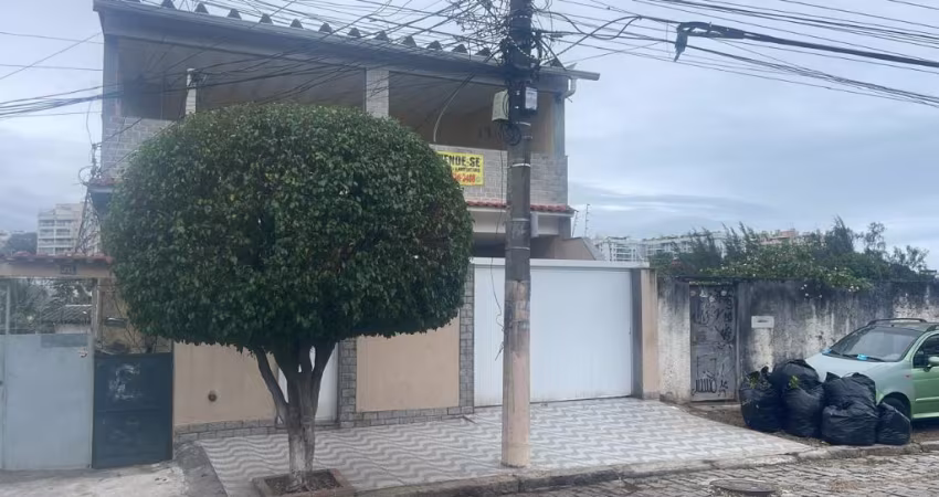 Casa linear com 180m², 3 quartos sendo uma suíte na Taquara, Rio de Janeiro - RJ.