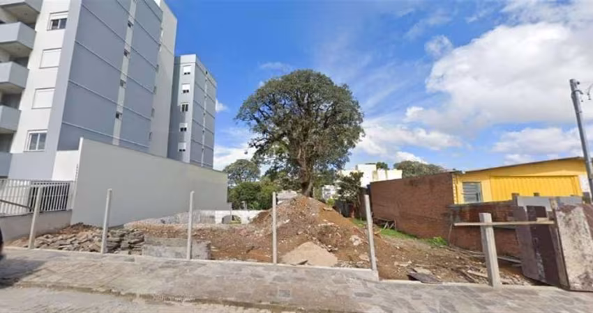 Excelente terreno frente Norte, próximo a BR 116.  Área: 22,01x32,70= 728,16m.  Confira!