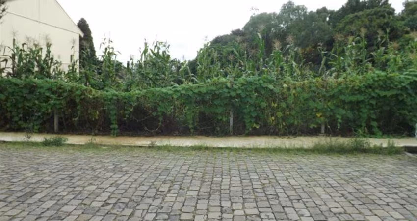 Excelente terreno plano em ótima localização.  Área: 22,00x51,68= 1.136,96m.  Confira!