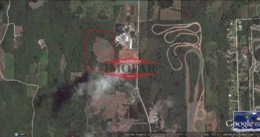 7,8 hectares de terras próprias para indústria.   Área: 78.856,00m.   Confira!