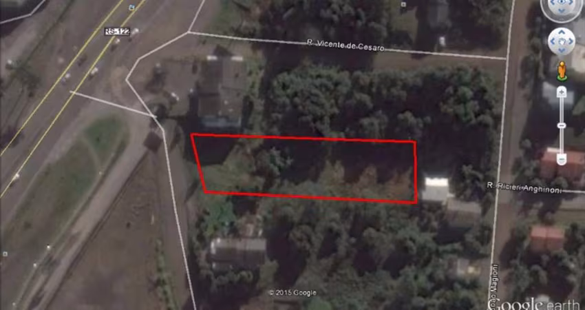 Ótimo terreno ao lado do shopping 585. Com 24,90 de frente por 102 de profundidade, de frente para RST 122, com área superficial de 2.378,00 m.   Aceita como parte do pagamento imóvel ou permuta. Cond